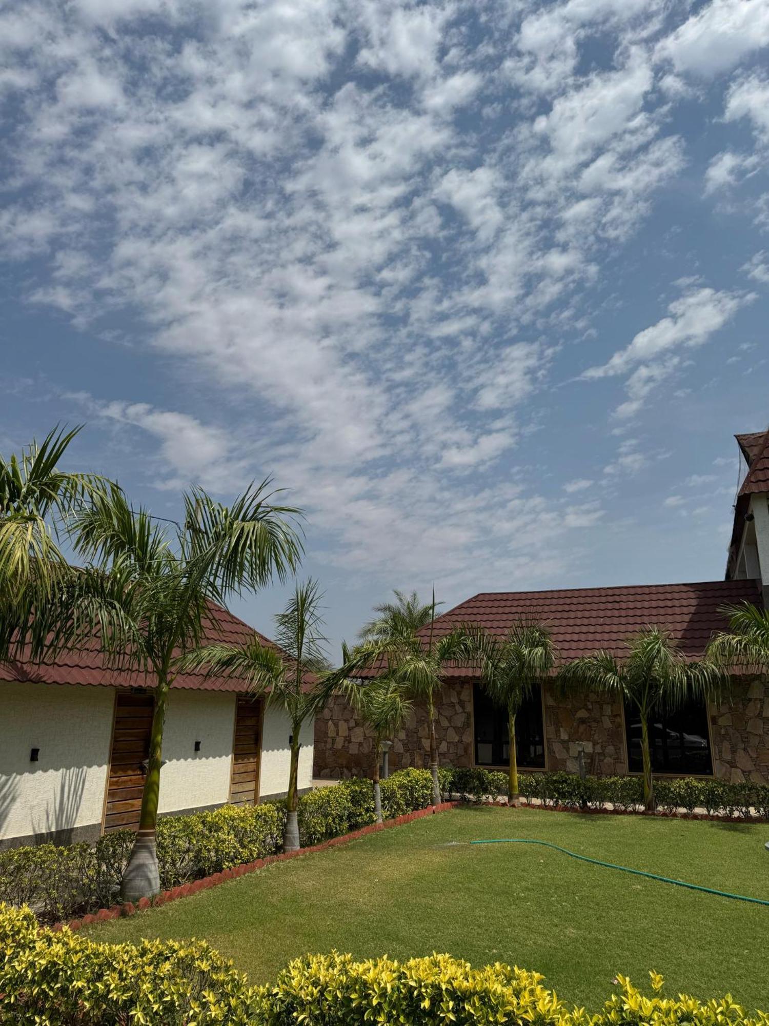 Sukoon Resort Πουσκάρ Εξωτερικό φωτογραφία